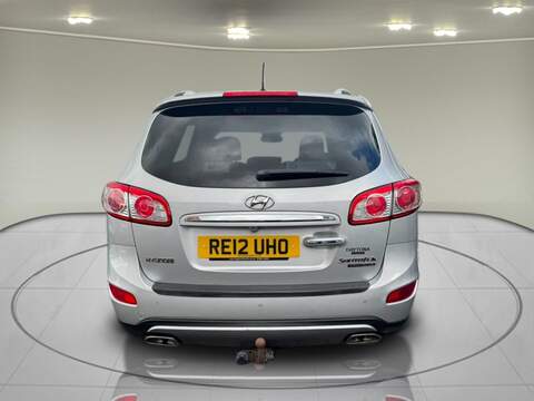 Hyundai Santa Fe 2.2 CRDi Premium SUV 5dr Diesel Auto 4WD Euro 5 (7 seat) (194 bhp) - U75178