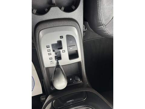 Hyundai Santa Fe 2.2 CRDi Premium SUV 5dr Diesel Auto 4WD Euro 5 (7 seat) (194 bhp) - U75178