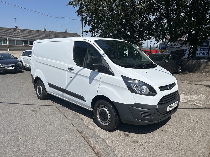 Ford Transit Custom 2.0 TDCi 270 Panel Van 5dr Diesel Manual L1 H1 (157 g/km, 104 bhp) - U75188