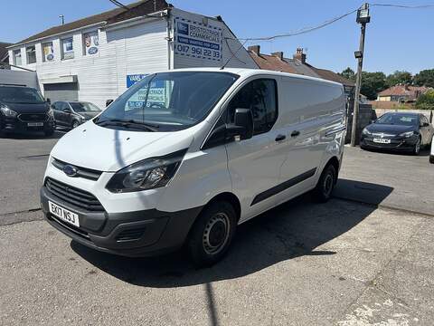 Ford Transit Custom 2.0 TDCi 270 Panel Van 5dr Diesel Manual L1 H1 (157 g/km, 104 bhp) - U75188