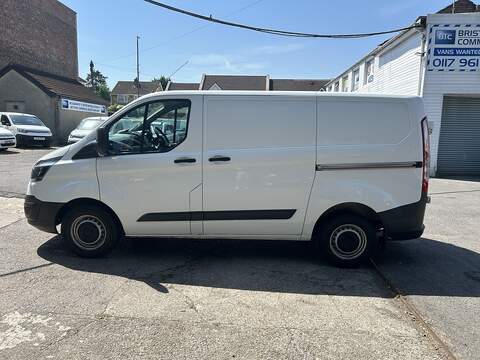 Ford Transit Custom 2.0 TDCi 270 Panel Van 5dr Diesel Manual L1 H1 (157 g/km, 104 bhp) - U75188