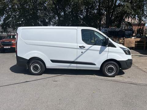 Ford Transit Custom 2.0 TDCi 270 Panel Van 5dr Diesel Manual L1 H1 (157 g/km, 104 bhp) - U75188