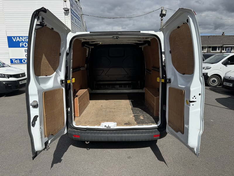 Ford Transit Custom 2.0 TDCi 270 Panel Van 5dr Diesel Manual L1 H1 (157 g/km, 104 bhp) - U75188