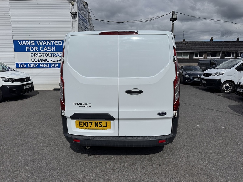 Ford Transit Custom 2.0 TDCi 270 Panel Van 5dr Diesel Manual L1 H1 (157 g/km, 104 bhp) - U75188