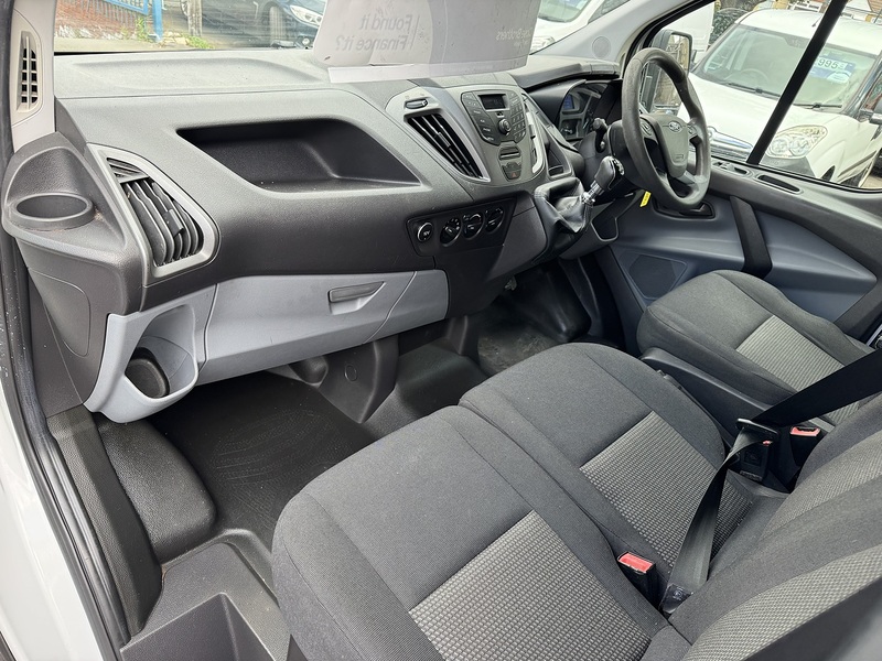 Ford Transit Custom 2.0 TDCi 270 Panel Van 5dr Diesel Manual L1 H1 (157 g/km, 104 bhp) - U75188