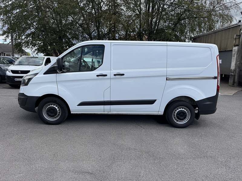 Ford Transit Custom 2.0 TDCi 270 Panel Van 5dr Diesel Manual L1 H1 (157 g/km, 104 bhp) - U75188
