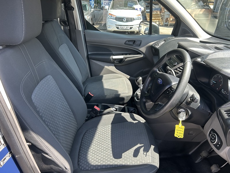 Ford Transit Connect 1.5 210 EcoBlue Trend Panel Van 5dr Diesel Manual L2 Euro 6 (s/s) (100 ps) - U75191