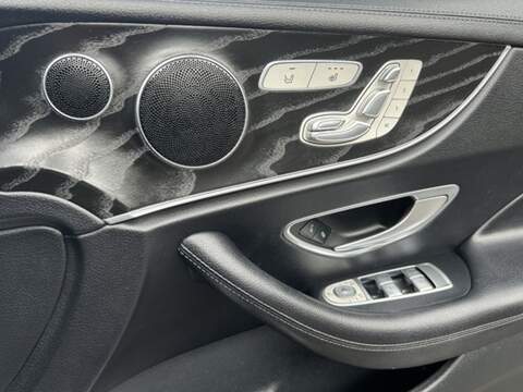 Mercedes-Benz E Class 2.0 E220d AMG Line (Premium) Coupe 2dr Diesel G-Tronic+ Euro 6 (s/s) (194 ps) - U75195