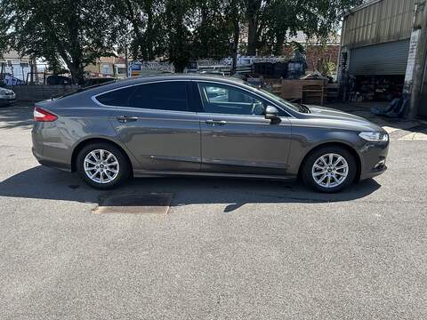 Ford Mondeo 2.0 TDCi Titanium Hatchback 5dr Diesel Manual Euro 6 (s/s) (150 ps) - U75200
