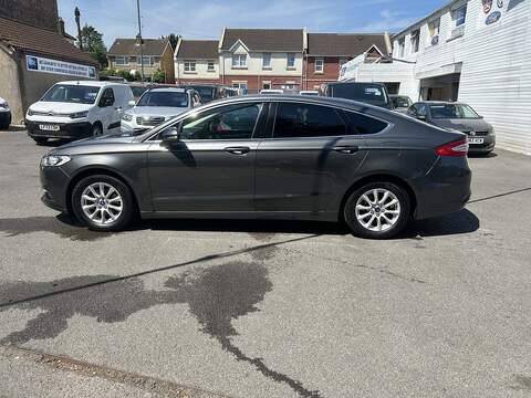Ford Mondeo 2.0 TDCi Titanium Hatchback 5dr Diesel Manual Euro 6 (s/s) (150 ps) - U75200