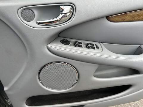 Jaguar X-Type 2.0D SE Estate 5dr Diesel Manual (154 g/km, 128 bhp) - U75201