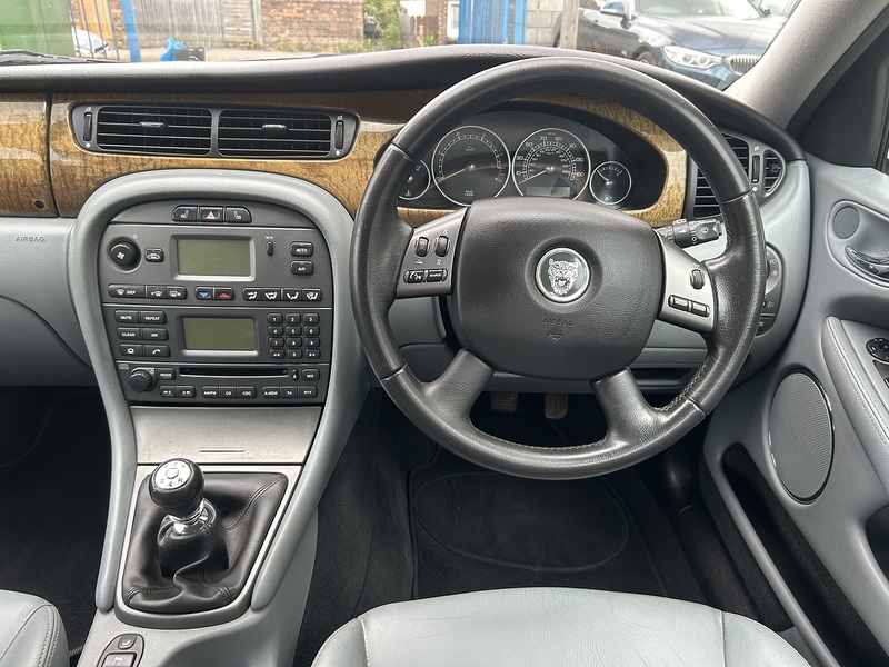 Jaguar X-Type 2.0D SE Estate 5dr Diesel Manual (154 g/km, 128 bhp) - U75201