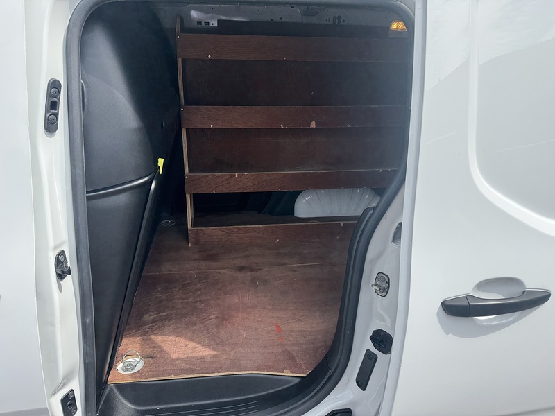 Peugeot Partner 1.5 BlueHDi 1000 Professional Standard Panel Van 5dr Diesel Manual SWB Euro 6 (100 bhp) - U75203