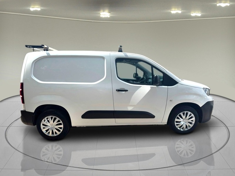 Peugeot Partner 1.5 BlueHDi 1000 Professional Standard Panel Van 5dr Diesel Manual SWB Euro 6 (100 bhp) - U75203