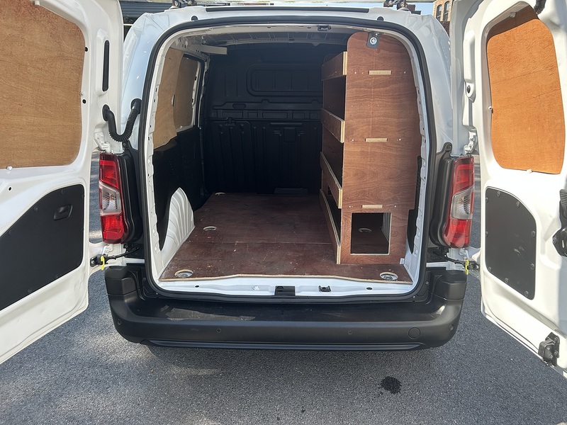 Peugeot Partner 1.5 BlueHDi 1000 Professional Standard Panel Van 5dr Diesel Manual SWB Euro 6 (100 bhp) - U75205