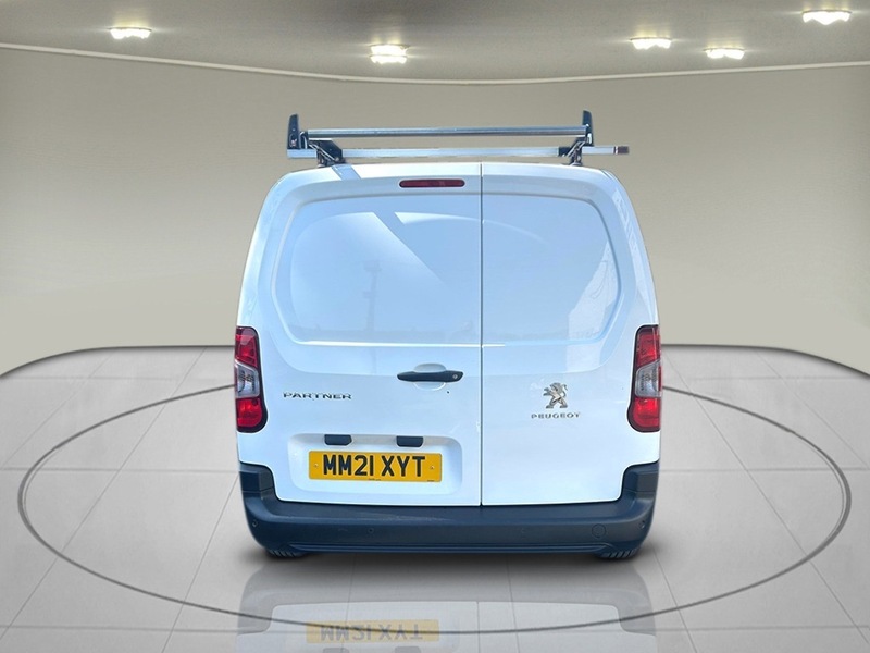 Peugeot Partner 1.5 BlueHDi 1000 Professional Standard Panel Van 5dr Diesel Manual SWB Euro 6 (100 bhp) - U75205