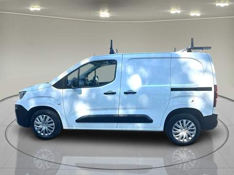Peugeot Partner 1.5 BlueHDi 1000 Professional Standard Panel Van 5dr Diesel Manual SWB Euro 6 (100 bhp) - U75205