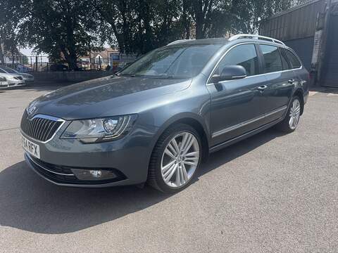 Skoda Superb 2.0 TDI Elegance Estate 5dr Diesel DSG Euro 5 (s/s) (170 ps) - U75214