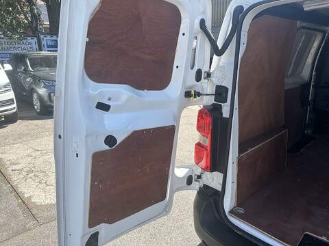 Citroen Dispatch 1.5 BlueHDi 1000 Enterprise M Panel Van 6dr Diesel Manual FWD 2 Euro 6 (s/s) (100 ps) - U75217