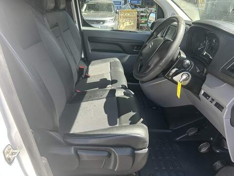 Citroen Dispatch 1.5 BlueHDi 1000 Enterprise M Panel Van 6dr Diesel Manual FWD 2 Euro 6 (s/s) (100 ps) - U75217