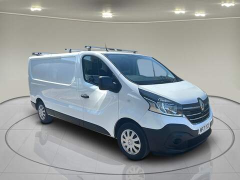 Renault Trafic 2.0 315 CDI Progressive Panel Van 5dr Diesel Manual RWD L2 H2 Euro 6 (s/s) (150 ps)