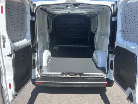 Vauxhall Vivaro 1.6 CDTi 2900 BiTurbo ecoTEC Sportive Panel Van 5dr Diesel Manual L2 H1 Euro 6 (s/s) (125 ps) - U75221