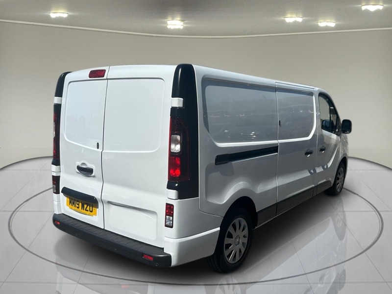 Vauxhall Vivaro 1.6 CDTi 2900 BiTurbo ecoTEC Sportive Panel Van 5dr Diesel Manual L2 H1 Euro 6 (s/s) (125 ps) - U75221