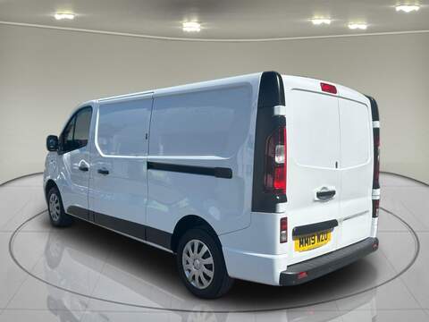 Vauxhall Vivaro 1.6 CDTi 2900 BiTurbo ecoTEC Sportive Panel Van 5dr Diesel Manual L2 H1 Euro 6 (s/s) (125 ps) - U75221