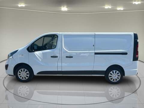 Vauxhall Vivaro 1.6 CDTi 2900 BiTurbo ecoTEC Sportive Panel Van 5dr Diesel Manual L2 H1 Euro 6 (s/s) (125 ps) - U75221