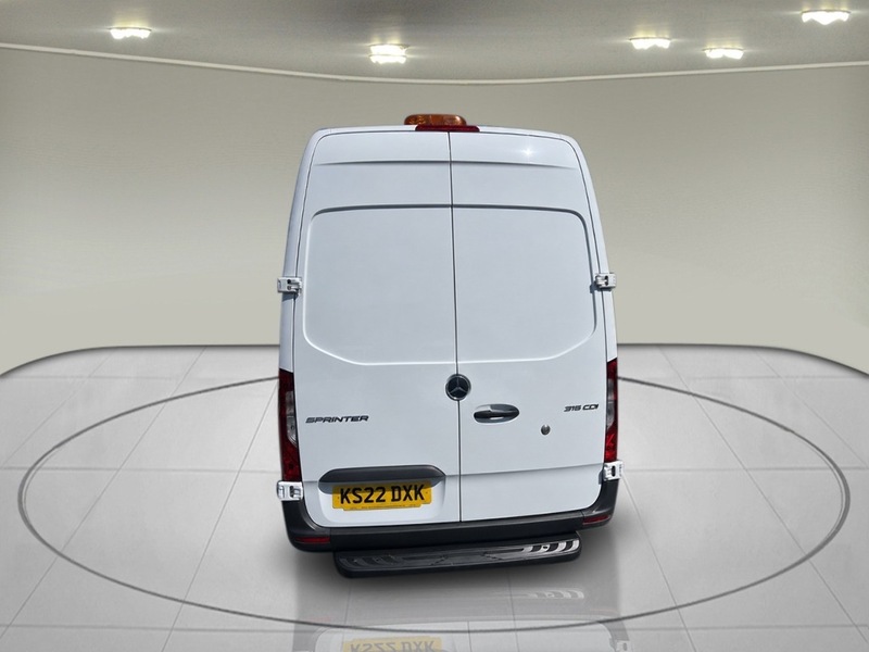 Mercedes-Benz Sprinter 2.0 315 CDI Progressive Panel Van 5dr Diesel Manual RWD L2 H2 Euro 6 (s/s) (150 ps) - U75222