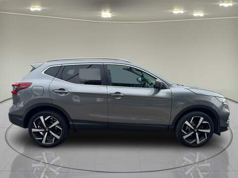 Nissan Qashqai 1.5 dCi Tekna SUV 5dr Diesel Manual Euro 6 (s/s) (110 ps) - U75224