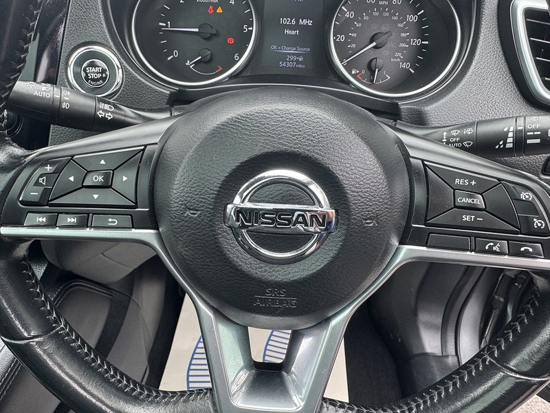 Nissan Qashqai 1.5 dCi Tekna SUV 5dr Diesel Manual Euro 6 (s/s) (110 ps) - U75224