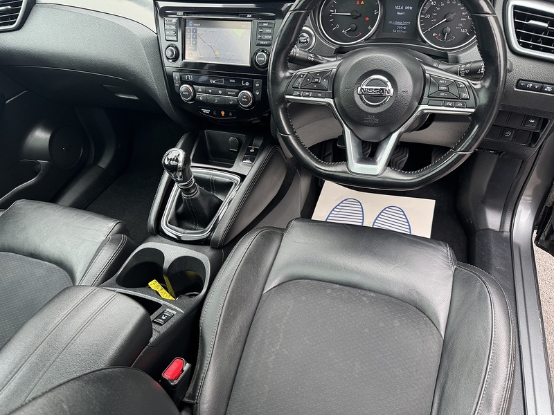 Nissan Qashqai 1.5 dCi Tekna SUV 5dr Diesel Manual Euro 6 (s/s) (110 ps) - U75224