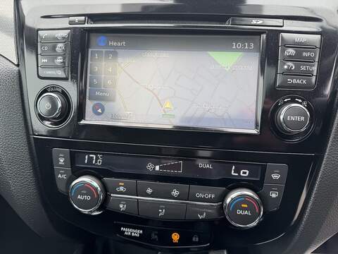 Nissan Qashqai 1.5 dCi Tekna SUV 5dr Diesel Manual Euro 6 (s/s) (110 ps) - U75224