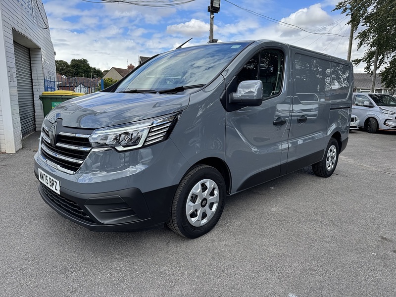 Renault Trafic 2.0 dCi Blue SL30 Advance Panel Van 5dr Diesel Manual L1 H1 Euro 6 (s/s) (130 ps) - U75228