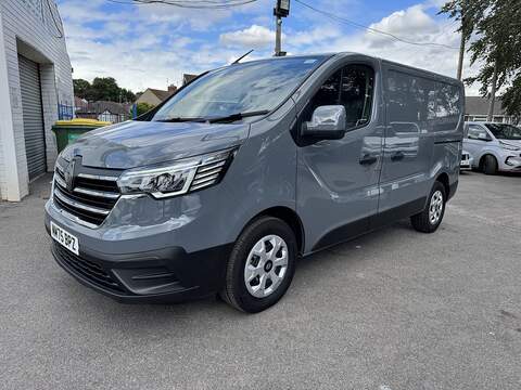 Renault Trafic 2.0 dCi Blue SL30 Advance Panel Van 5dr Diesel Manual L1 H1 Euro 6 (s/s) (130 ps) - U75228