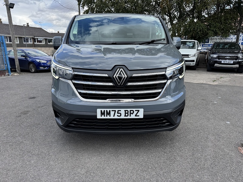 Renault Trafic 2.0 dCi Blue SL30 Advance Panel Van 5dr Diesel Manual L1 H1 Euro 6 (s/s) (130 ps) - U75228