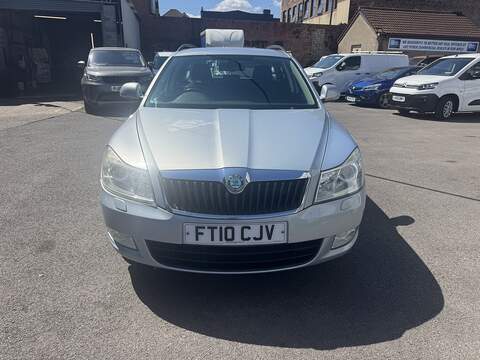 Skoda Octavia 1.6 TDI Elegance Estate 5dr Diesel Manual Euro 5 (105 ps) - U75229