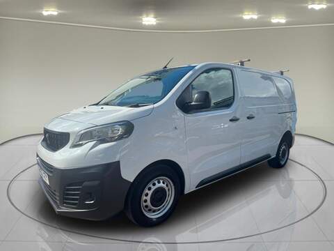 Peugeot Expert 2.0 BlueHDi 1400 Professional Premium Standard Panel Van 6dr Diesel Manual MWB Euro 6 (s/s) (145 ps) - U75231