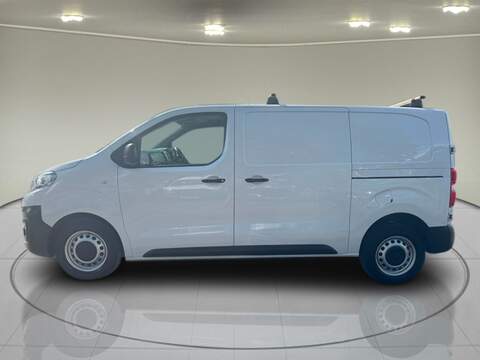 Peugeot Expert 2.0 BlueHDi 1400 Professional Premium Standard Panel Van 6dr Diesel Manual MWB Euro 6 (s/s) (145 ps) - U75231