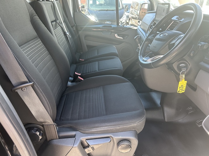 Ford Transit Custom 2.0 280 EcoBlue Limited Panel Van 5dr Diesel Manual L1 H1 Euro 6 (130 ps) - U75233