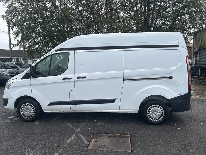 Ford Transit Custom 2.2 TDCi 290 Trend Panel Van 5dr Diesel Manual L2 H1 (186 g/km, 123 bhp) - U75235