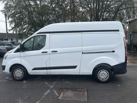 Ford Transit Custom 2.2 TDCi 290 Trend Panel Van 5dr Diesel Manual L2 H1 (186 g/km, 123 bhp) - U75235