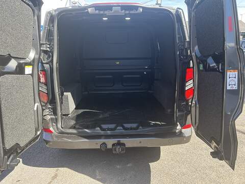 Ford Transit Custom 2.0 320 EcoBlue Limited Crew Van Double Cab 5dr Diesel Auto L2 H1 Euro 6 (s/s) (170 ps) - U75237