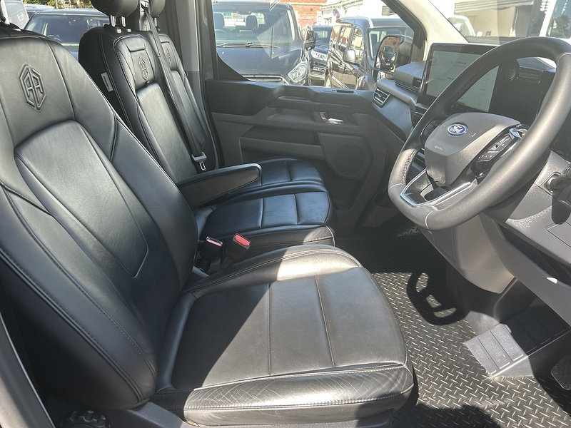 Ford Transit Custom 2.0 320 EcoBlue Limited Crew Van Double Cab 5dr Diesel Auto L2 H1 Euro 6 (s/s) (170 ps) - U75237