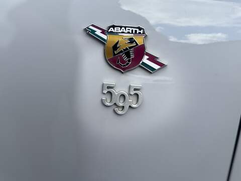 Abarth 595 1.4 T-Jet Hatchback 3dr Petrol Manual Euro 6 (140 ps) - U75253