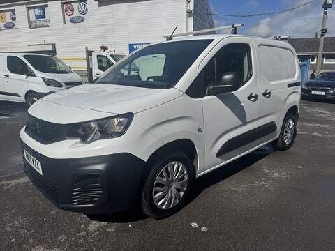 Peugeot Partner 1.5 BlueHDi 1000 Professional Standard Panel Van 5dr Diesel Manual SWB Euro 6 (100 bhp) - U75261