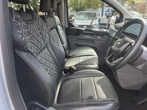 Ford Transit Custom 2.0 320 EcoBlue Limited Crew Van Double Cab 5dr Diesel Manual L1 H1 Euro 6 (s/s) (136 ps) - U75268