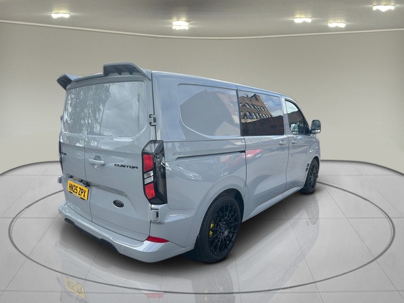Ford Transit Custom 2.0 320 EcoBlue Limited Crew Van Double Cab 5dr Diesel Manual L1 H1 Euro 6 (s/s) (136 ps) - U75268