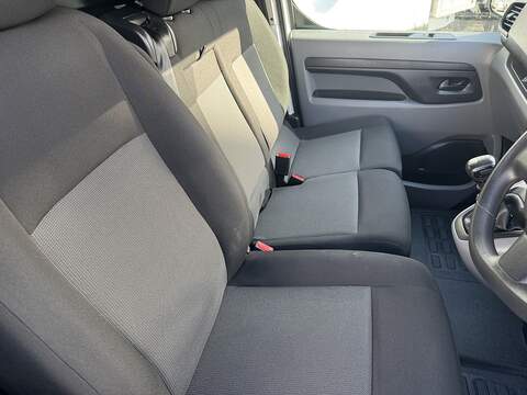 Peugeot Expert 1.5 BlueHDi 1000 Professional Premium Standard Panel Van 6dr Diesel Manual MWB Euro 6 (s/s) (100 - U75273